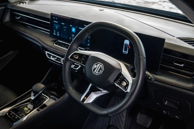 MG HS - Bruma Nissan - Image 18