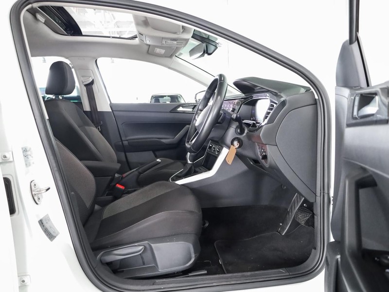 Volkswagen Polo - Hatfield VW Bryanston - Image 12