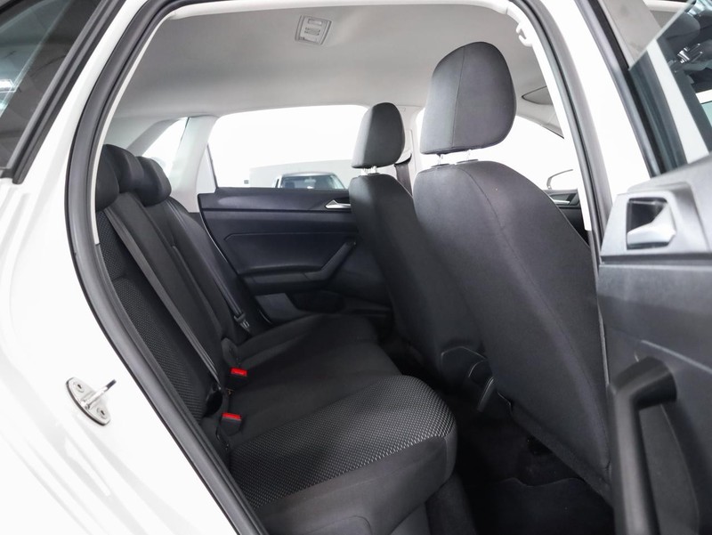 Volkswagen Polo - Hatfield VW Bryanston - Image 17
