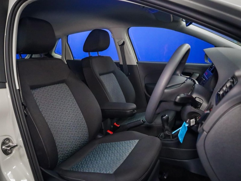 Volkswagen Polo Vivo - Hatfield VW Bryanston - Image 9