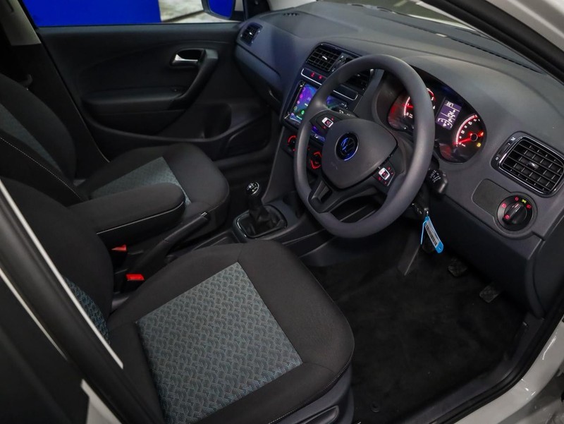 Volkswagen Polo Vivo - Hatfield VW Bryanston - Image 5