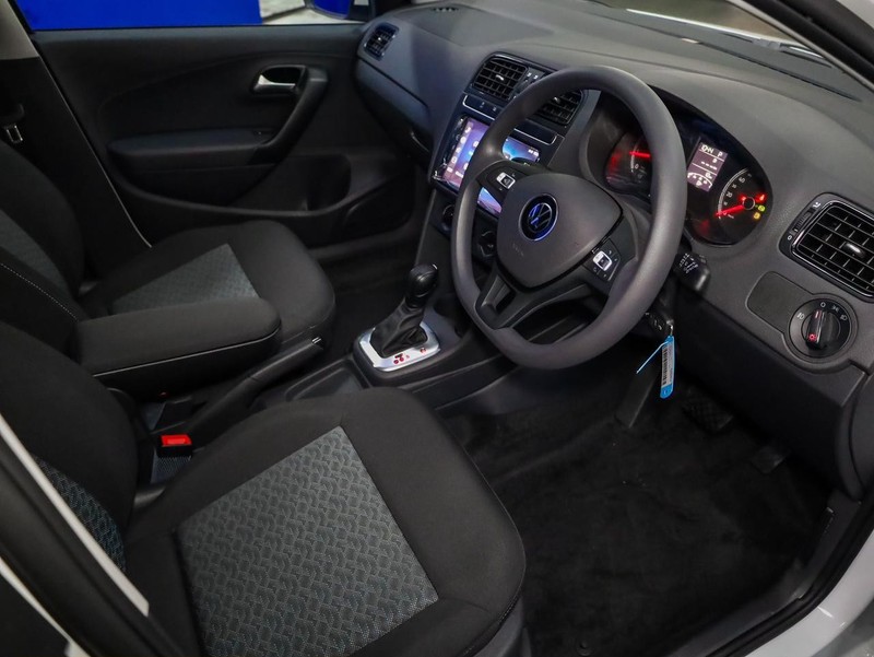 Volkswagen Polo Vivo - Hatfield VW Bryanston - Image 5