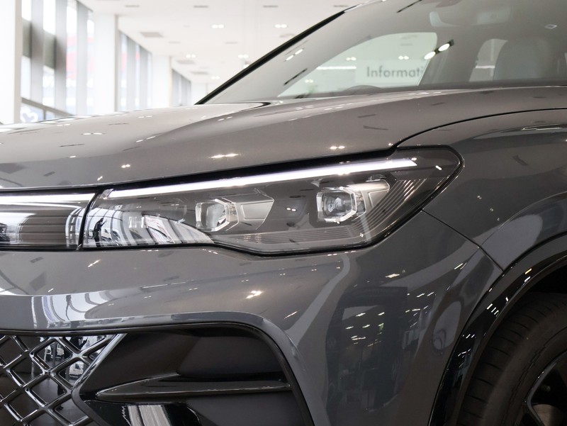 Volkswagen Tiguan - Hatfield VW Melrose Arch - Image 25