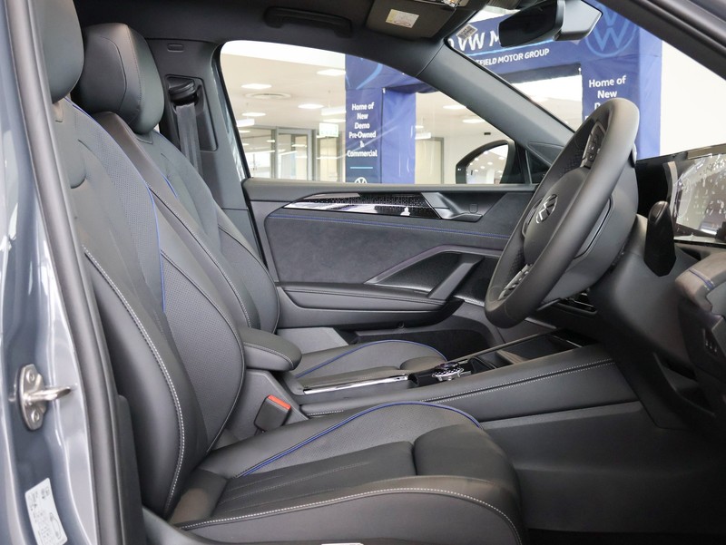 Volkswagen Tiguan - Hatfield VW Melrose Arch - Image 33