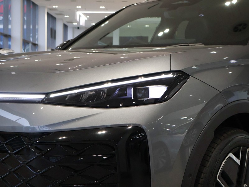 Volkswagen T-Roc - Hatfield VW Melrose Arch - Image 6