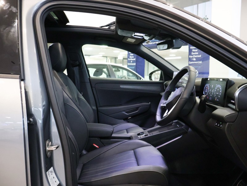 Volkswagen T-Roc - Hatfield VW Melrose Arch - Image 18