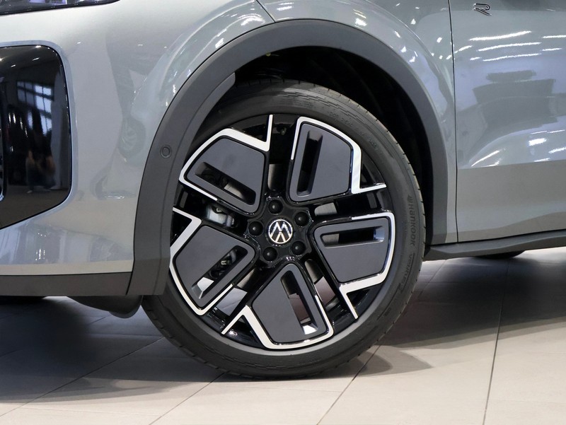 Volkswagen T-Roc - Hatfield VW Melrose Arch - Image 7