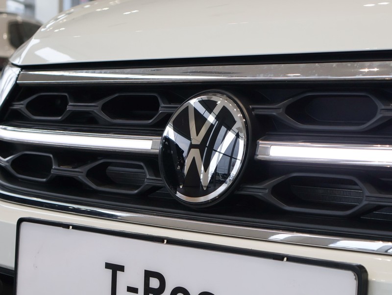 Volkswagen T-Roc - Hatfield VW Melrose Arch - Image 6