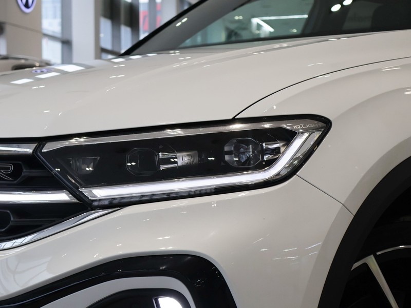 Volkswagen T-Roc - Hatfield VW Melrose Arch - Image 4