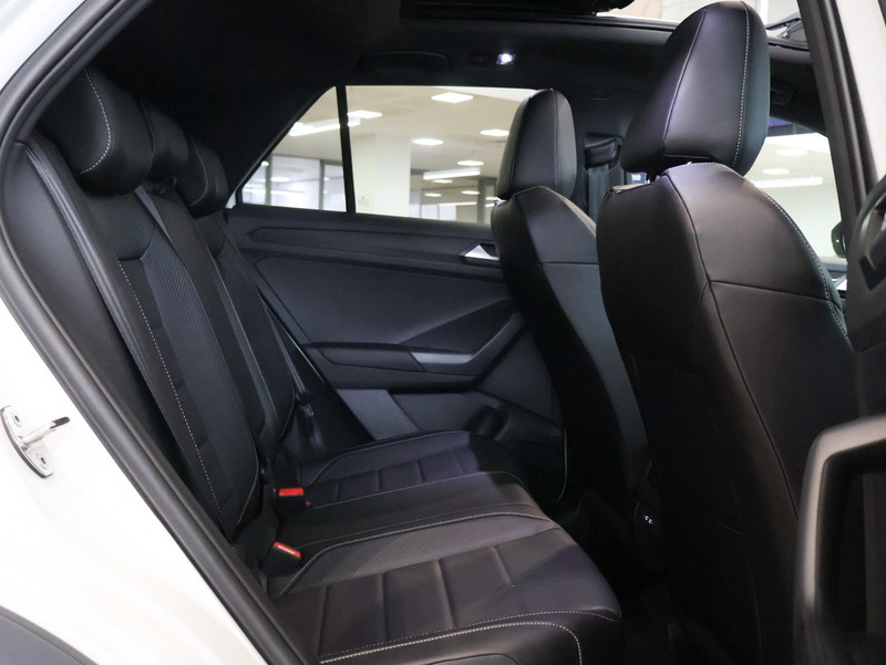 Volkswagen T-Roc - Hatfield VW Melrose Arch - Image 17