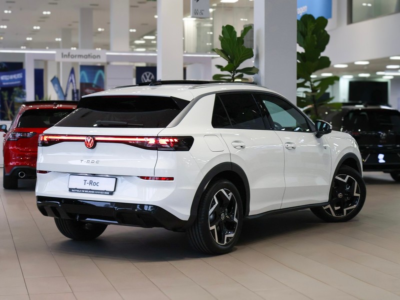 Volkswagen T-Roc - Hatfield VW Melrose Arch - Image 11