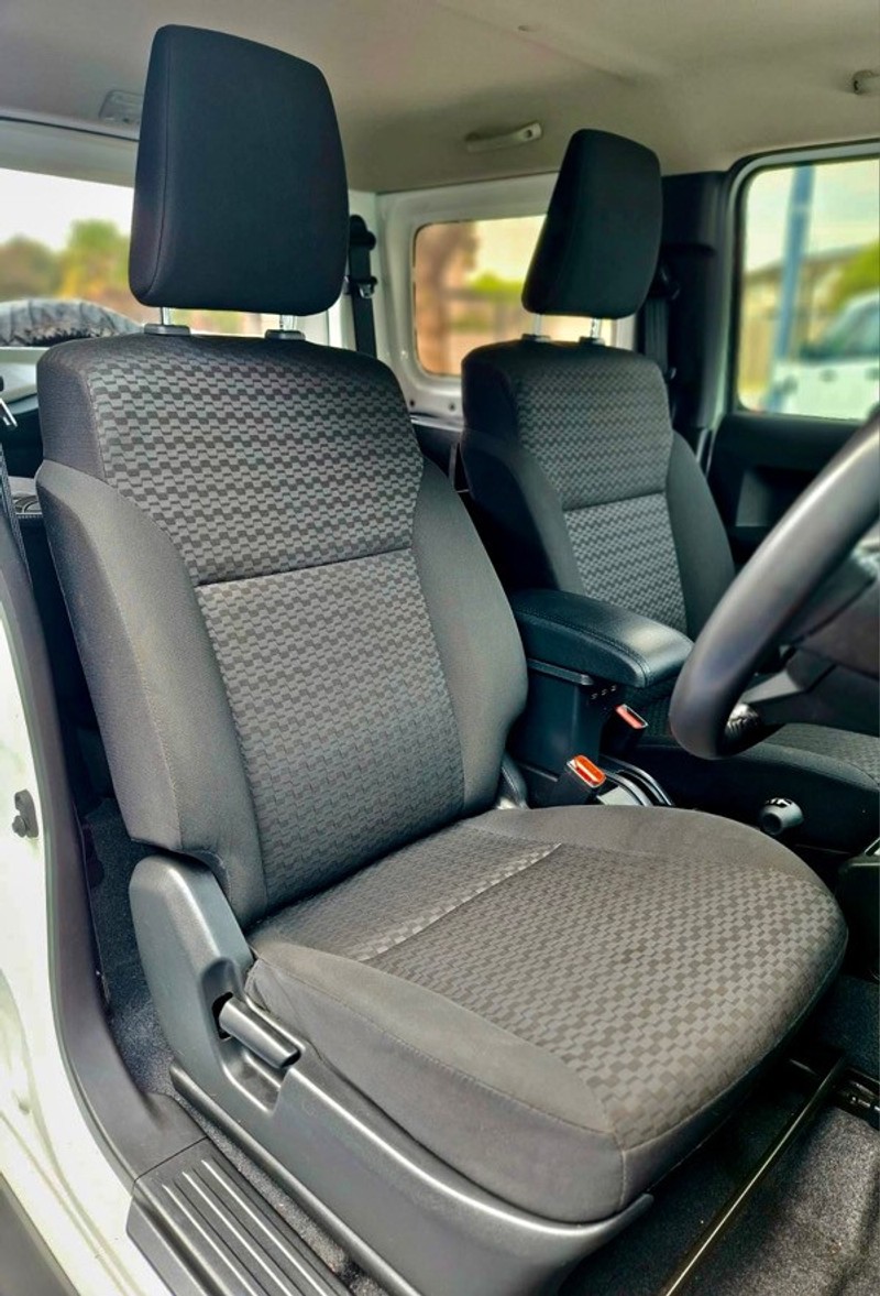 Suzuki Jimny - Parkview Auto Vereeniging - Image 12