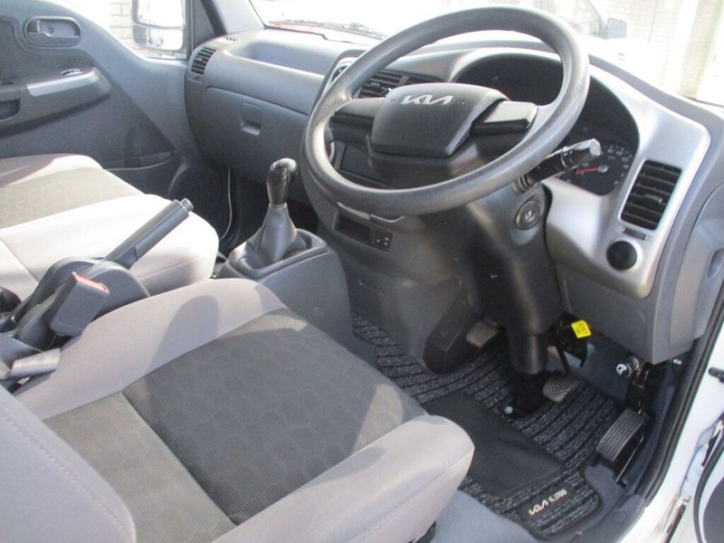 Kia K 2700 - Alpine Autohaus - Image 6