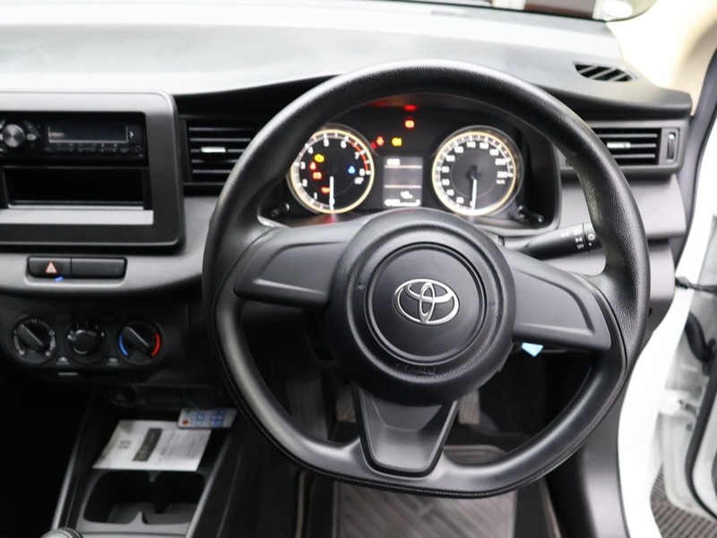 Toyota Corolla Rumion - KING OF CARS - Image 11