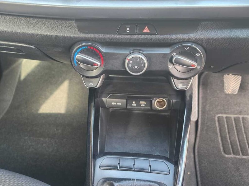 Kia Rio - Evolution Cars - Image 11