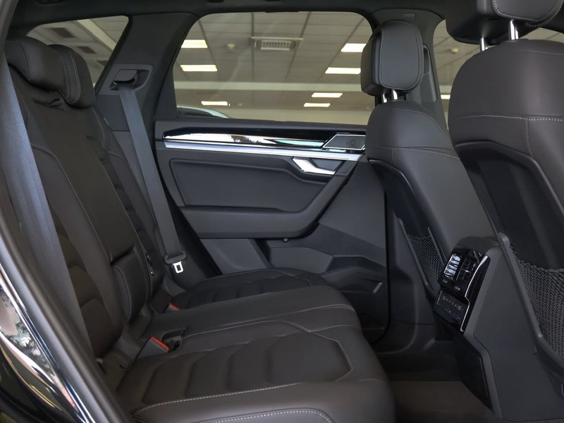 Volkswagen Touareg - Hatfield VW Rivonia - Image 22
