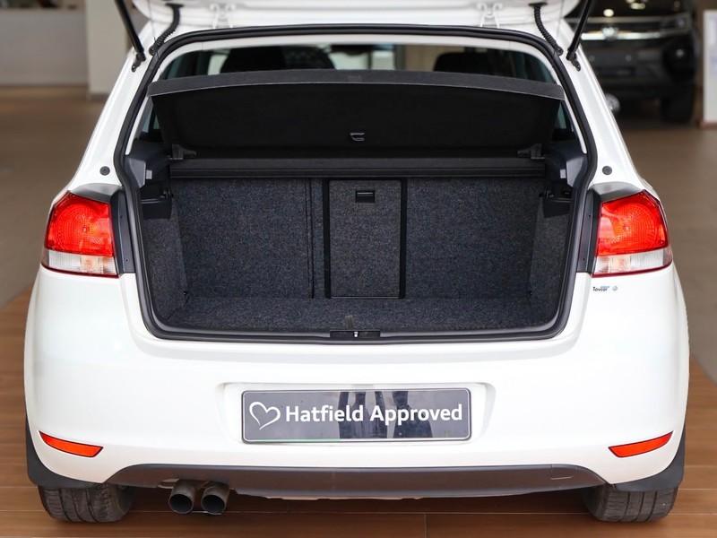 Volkswagen Golf - Hatfield VW Melrose Arch - Image 12