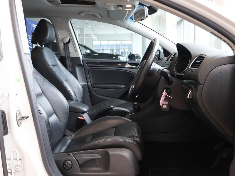 Volkswagen Golf - Hatfield VW Melrose Arch - Image 14