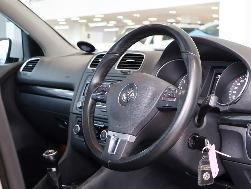 Volkswagen Golf - Hatfield VW Melrose Arch - Image 15
