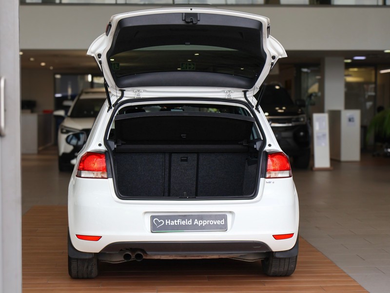 Volkswagen Golf - Hatfield VW Melrose Arch - Image 13