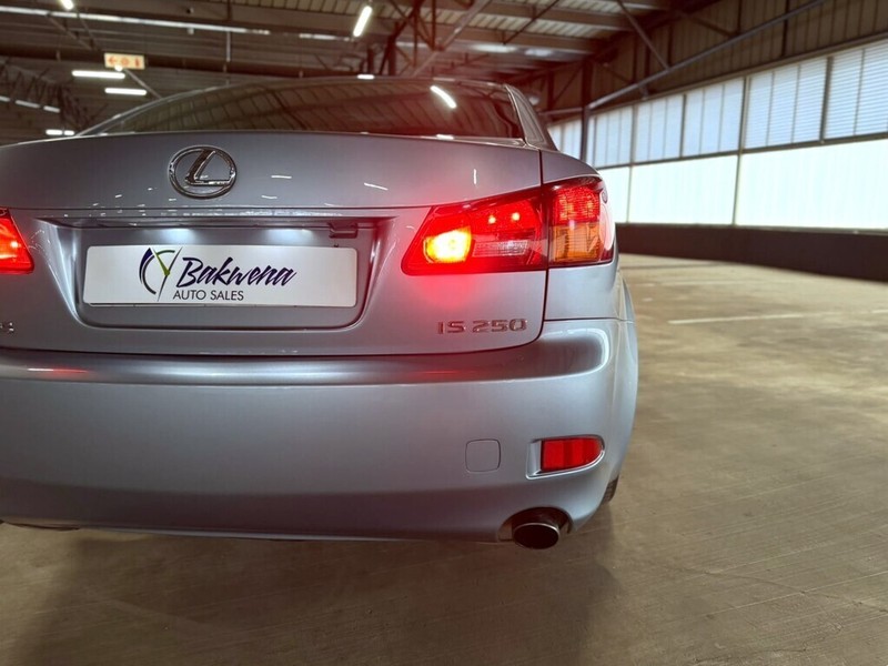 Lexus IS - Bakwena Auto Sales - Image 8