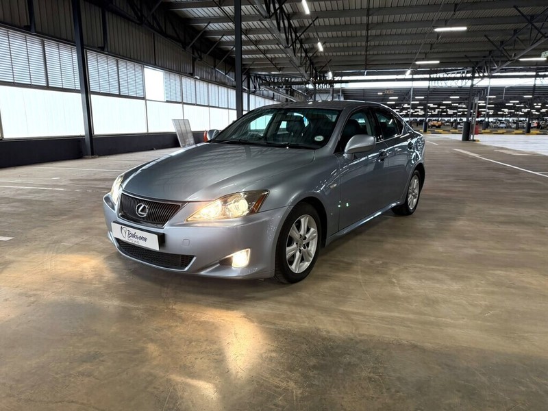 Lexus IS - Bakwena Auto Sales - Image 4