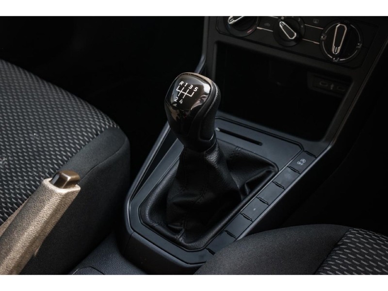 Volkswagen Polo - Jetour Menlyn - Image 8