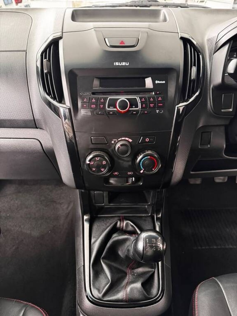 Isuzu KB - Auto Investments Bethlehem - Image 18