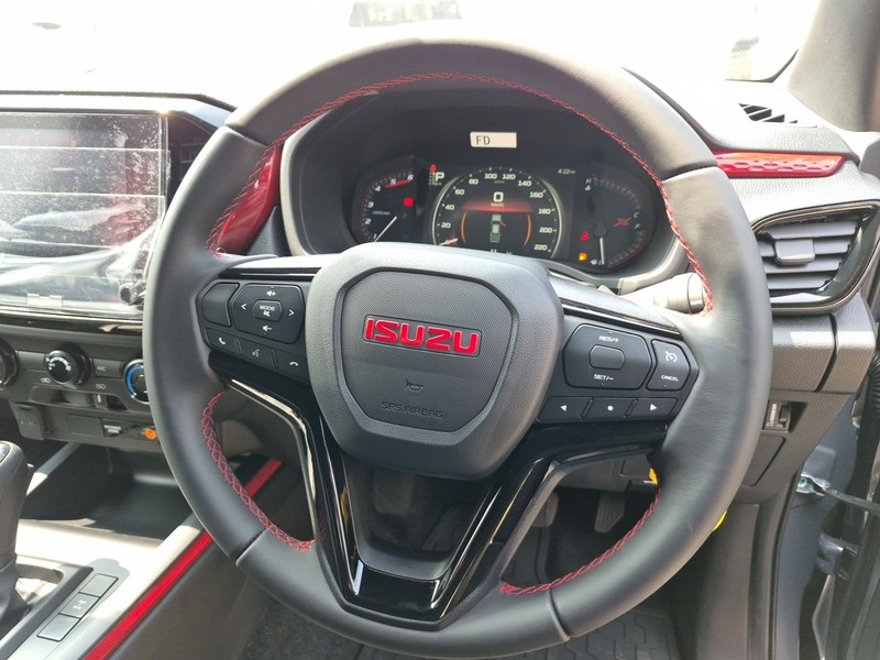 Isuzu D-Max - Nic Bottari Toyota - Image 6