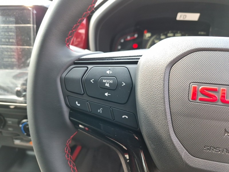 Isuzu D-Max - Nic Bottari Toyota - Image 7