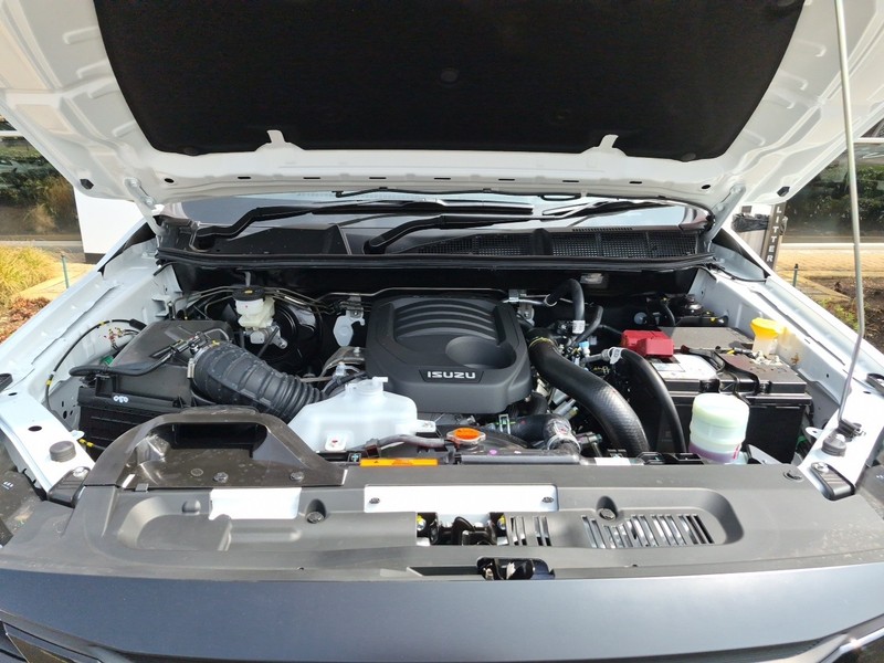 Isuzu D-Max - Nic Bottari Toyota - Image 15