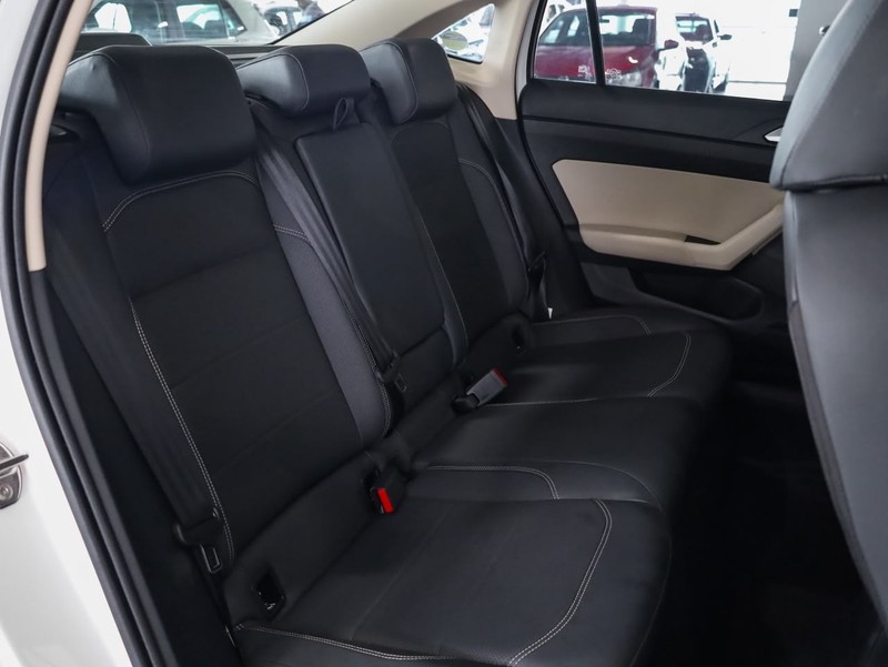 Volkswagen Polo - Hatfield VW Bryanston - Image 18