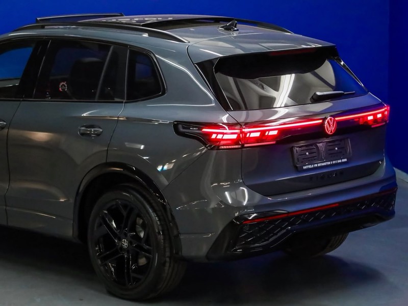 Volkswagen Tiguan - Hatfield VW Bryanston - Image 24
