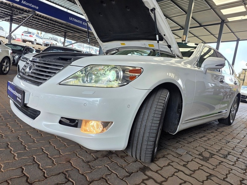Lexus LS - Auto Investments Montana - Image 18