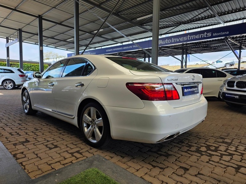 Lexus LS - Auto Investments Montana - Image 4