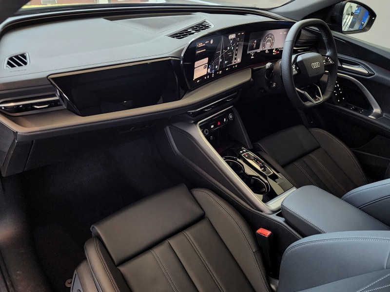 Audi Q5 - Audi Centre Somerset West - Image 9