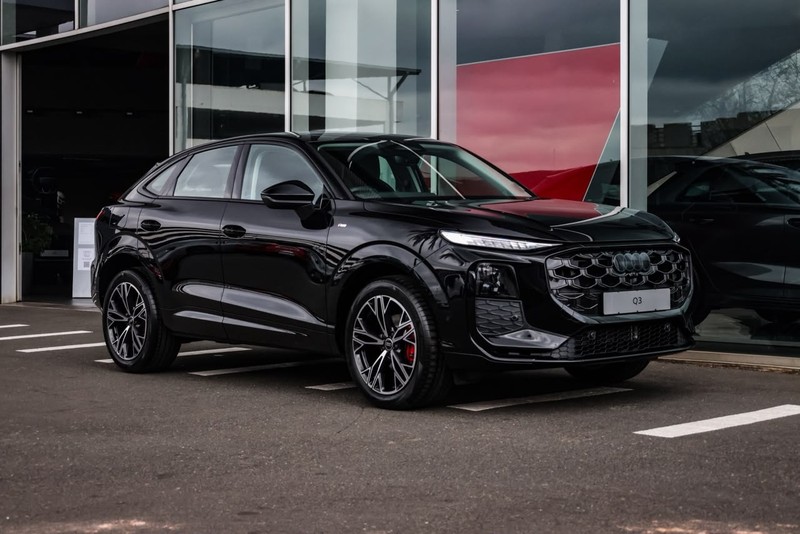 Audi Q3 - Audi Centre Hatfield - Image 1