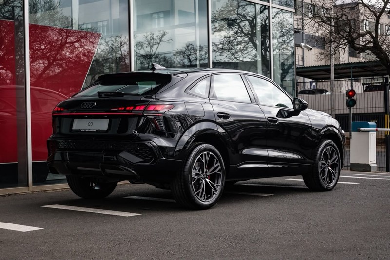 Audi Q3 - Audi Centre Hatfield - Image 8