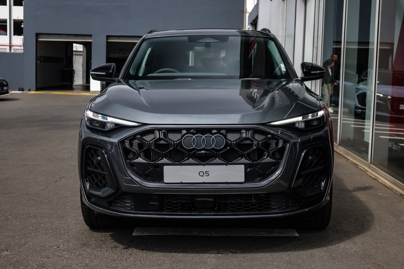 Audi Q5 - Audi Centre Hatfield - Image 2