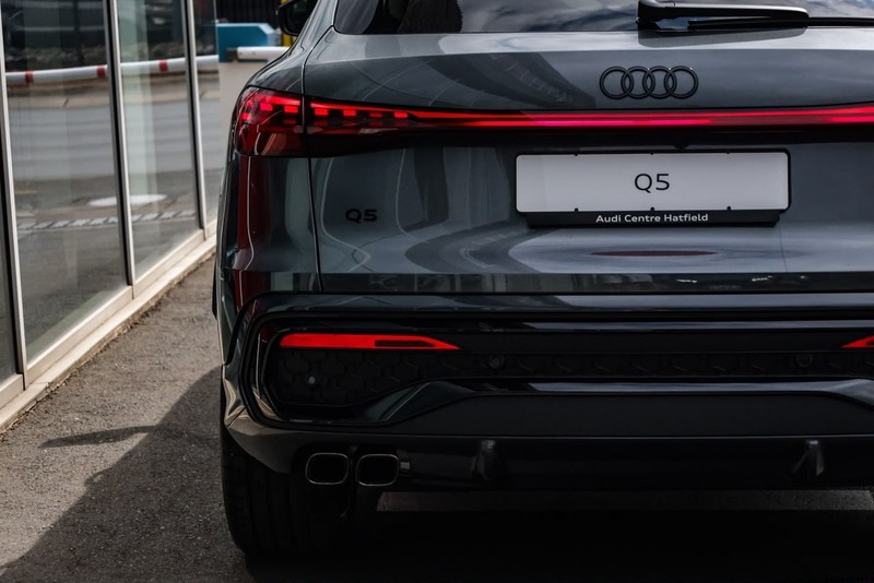 Audi Q5 - Audi Centre Hatfield - Image 11