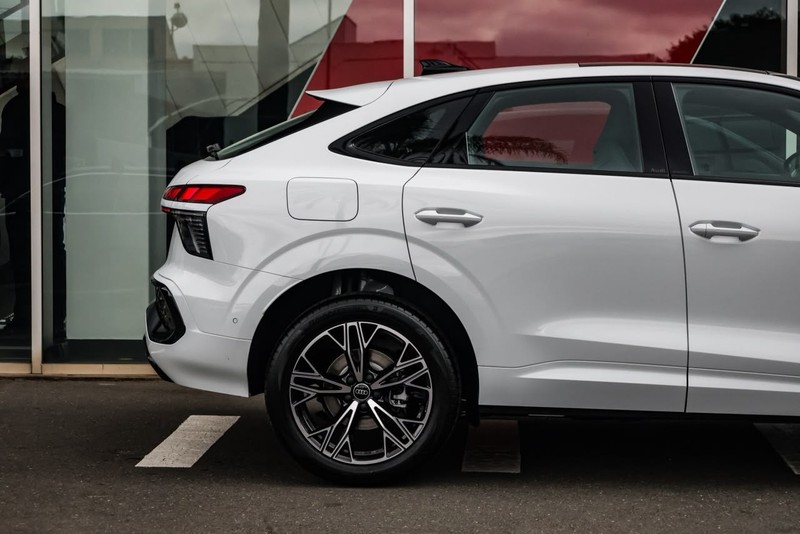 Audi Q3 - Audi Centre Hatfield - Image 7