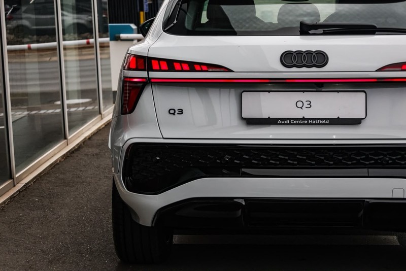 Audi Q3 - Audi Centre Hatfield - Image 9