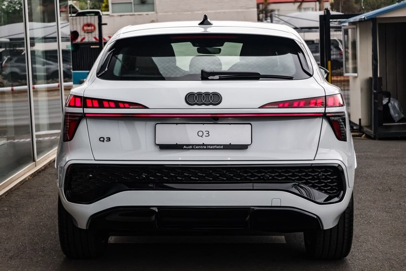 Audi Q3 - Audi Centre Hatfield - Image 6