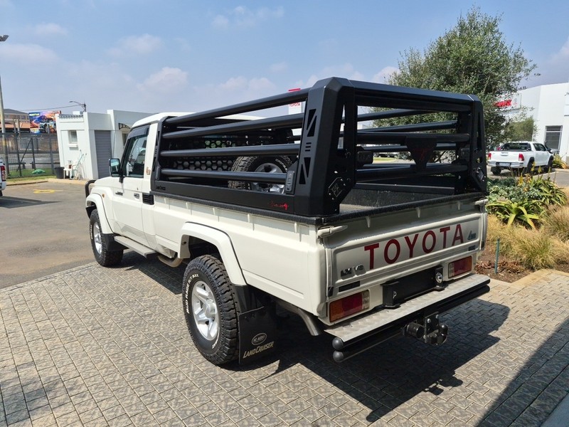 Toyota Land Cruiser - Nic Bottari Toyota - Image 14