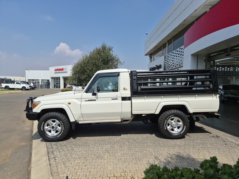 Toyota Land Cruiser - Nic Bottari Toyota - Image 15