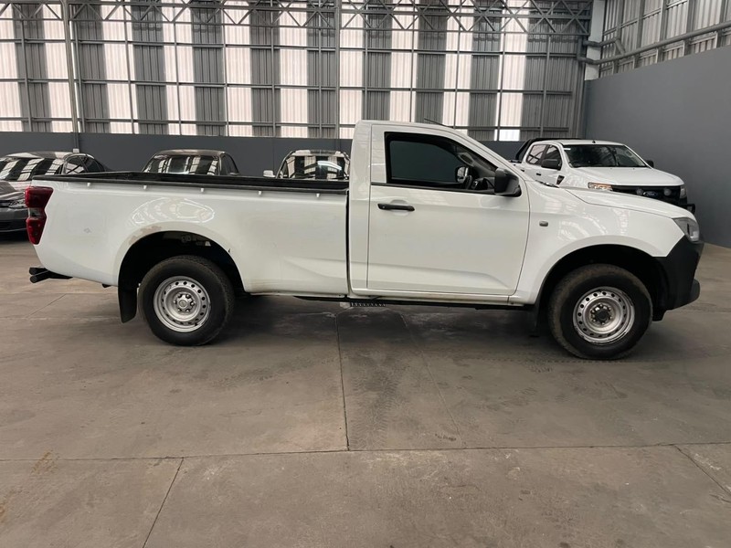 Isuzu D-Max - Mit Mak Motors - Image 4