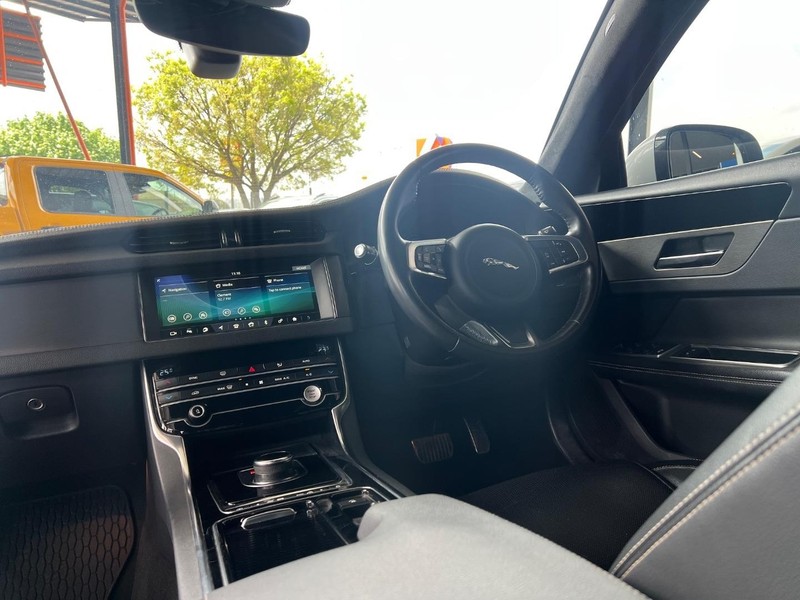 Jaguar XF - Top Gear Auto - Image 11