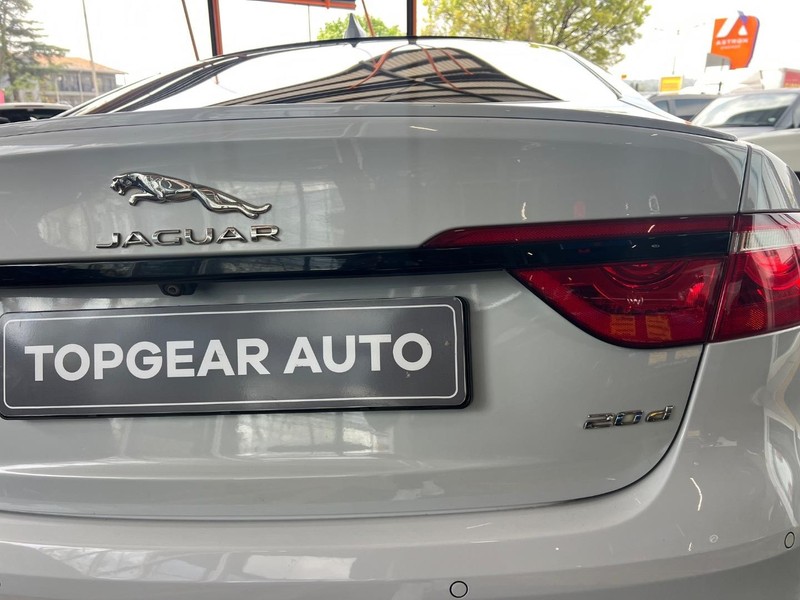 Jaguar XF - Top Gear Auto - Image 6