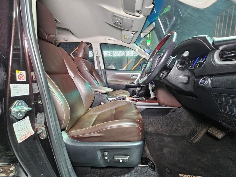 Toyota Fortuner - Mit Mak Motors - Image 9