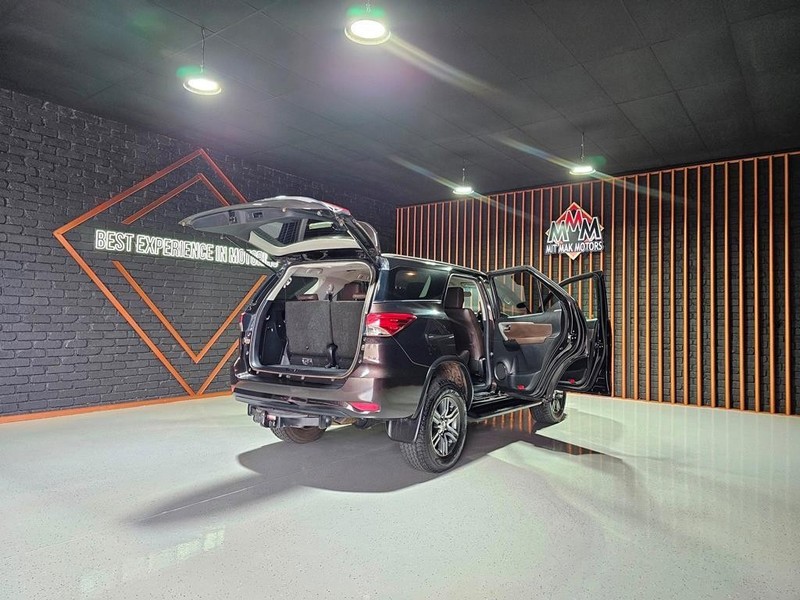 Toyota Fortuner - Mit Mak Motors - Image 26